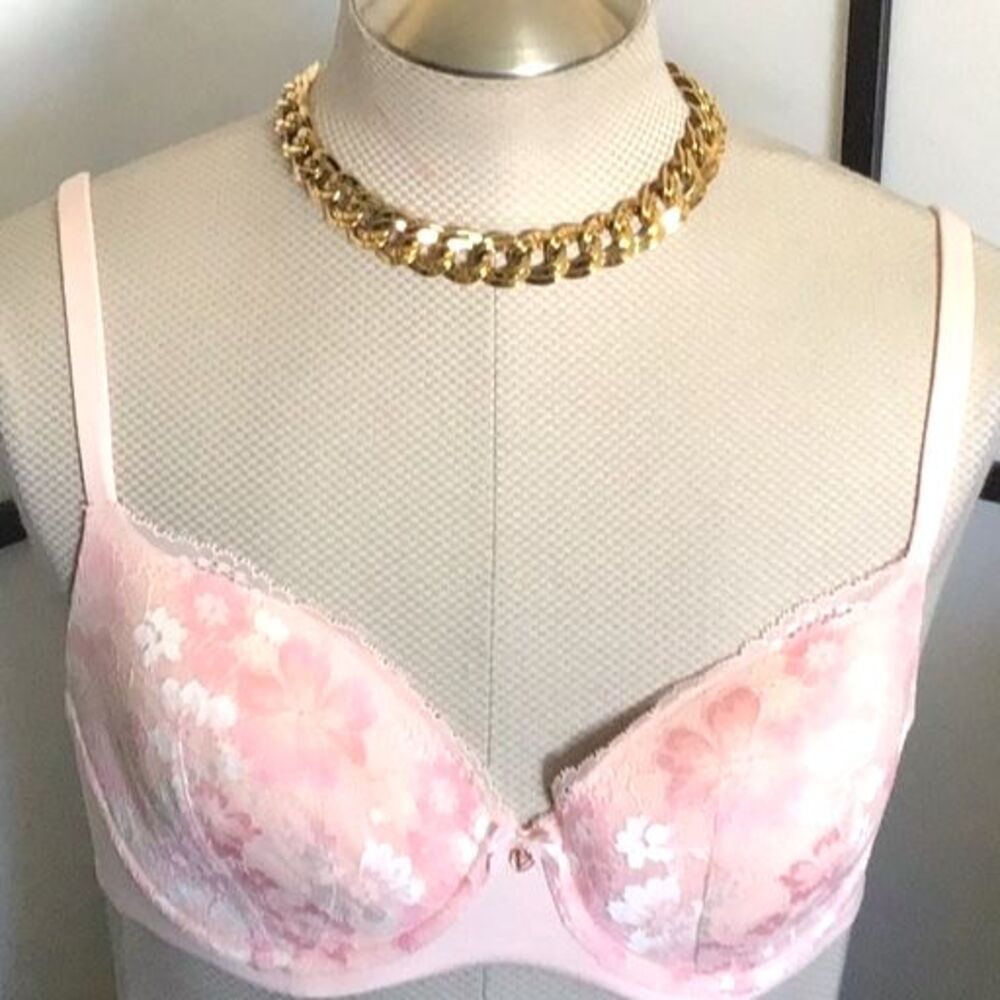32DDD VICTORIA'S SECRET Womens Pink Lace Lined Underwire Back Closure Demi Bra - Picture 3 of 14